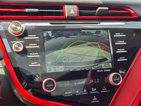 Used 2020 Toyota Camry XSE FWD image 38