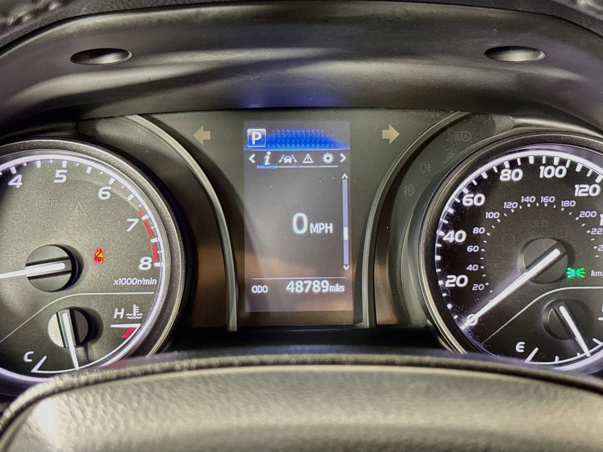 Used 2024 Toyota Camry SE FWD image 6