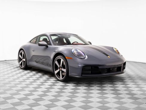 Certified 2025 Porsche 911 Carrera image 6
