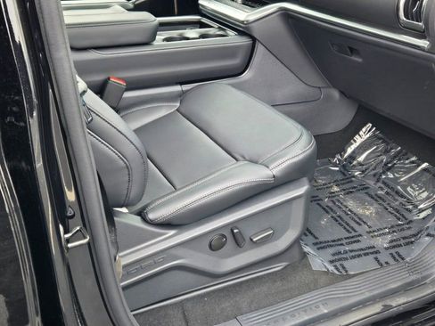 New 2026 Ford Expedition Platinum w/ Stealth Appearance Package image 7