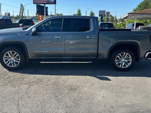 Used 2020 GMC Sierra 1500 SLT RWD image 7