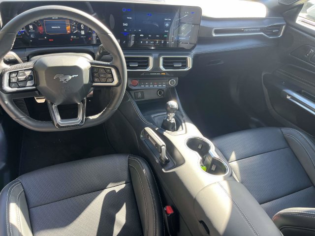 Used 2025 Ford Mustang GT Premium w/ GT Performance Package RWD image 13