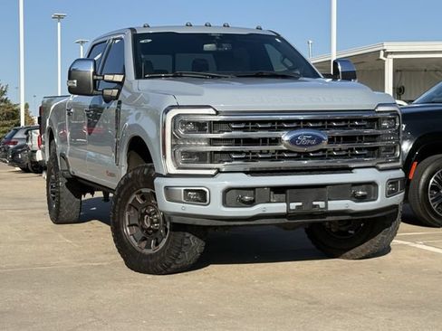 Used 2024 Ford F250 Platinum w/ Tremor Off-Road Package AWD/4WD image 2