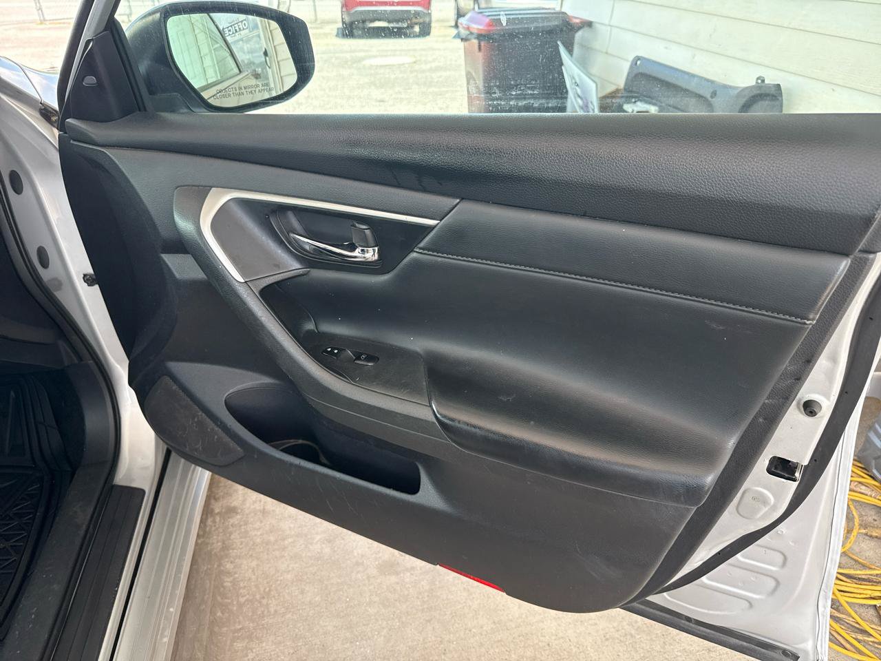 Used 2016 Nissan Altima 2.5 SL w/ Moonroof Package FWD image 13