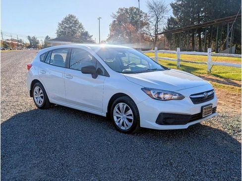 Used 2022 Subaru Impreza 2.0i image 3