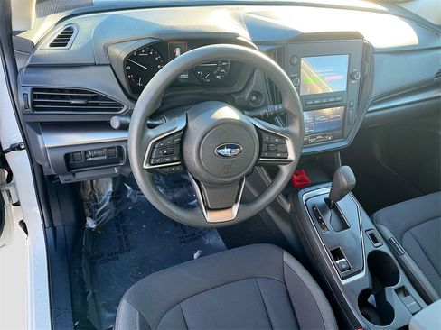 Used 2024 Subaru Impreza 2.0i image 9