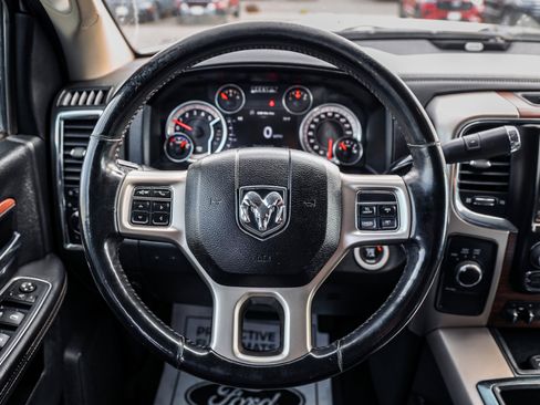 Used 2015 RAM 3500 Laramie w/ Convenience Group AWD/4WD image 15