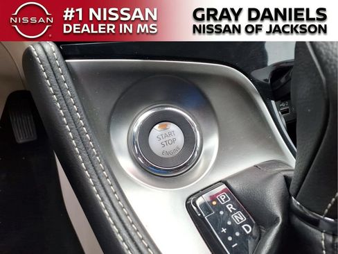 Used 2023 Nissan Maxima Platinum w/ Sport Mat Group FWD image 16