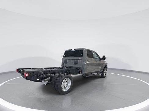 New 2026 RAM 5500 Tradesman w/ Laramie Trim Package image 8