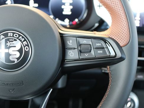 New 2025 Alfa Romeo Tonale AWD/4WD image 48