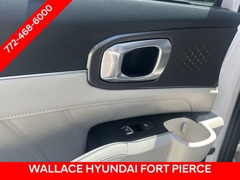 Used 2023 Kia Sorento SX AWD/4WD image 19