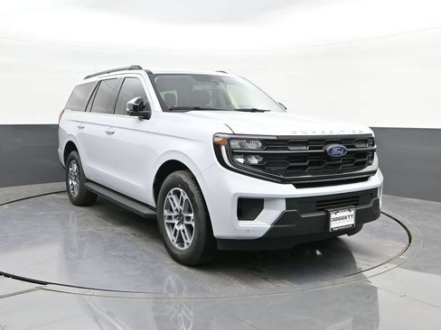 New 2026 Ford Expedition Active RWD image 22