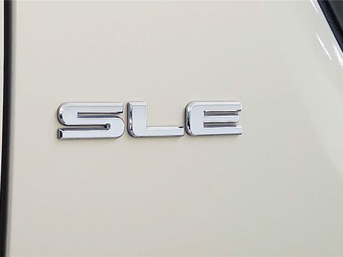 Used 2011 GMC Terrain SLE w/ Convenience Package AWD/4WD image 18