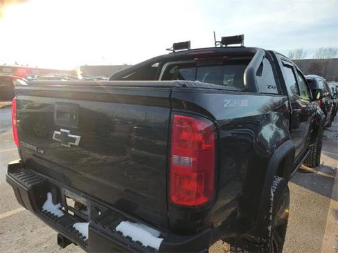 Used 2019 Chevrolet Colorado ZR2 image 3