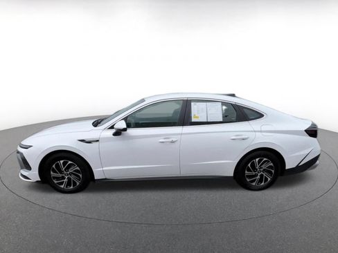 Used 2026 Hyundai Sonata Blue FWD image 11