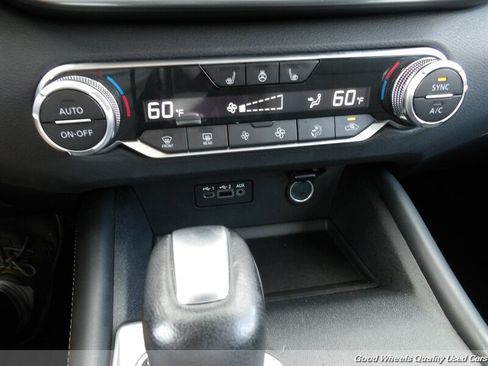Used 2019 Nissan Altima 2.5 Platinum FWD image 19