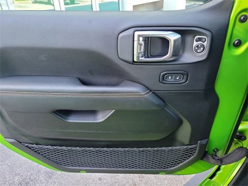 Used 2025 Jeep Wrangler Rubicon 392 image 35