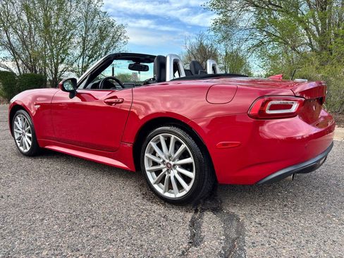 Used 2017 FIAT 124 Spider Lusso image 8