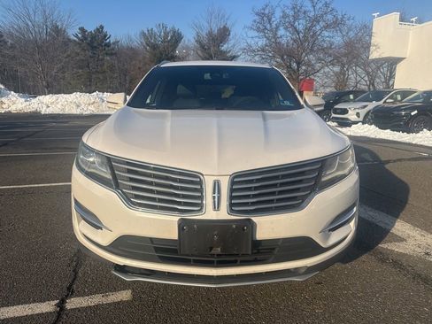 Used 2016 Lincoln MKC Reserve w/ Lincoln MKC Climate Package image 2