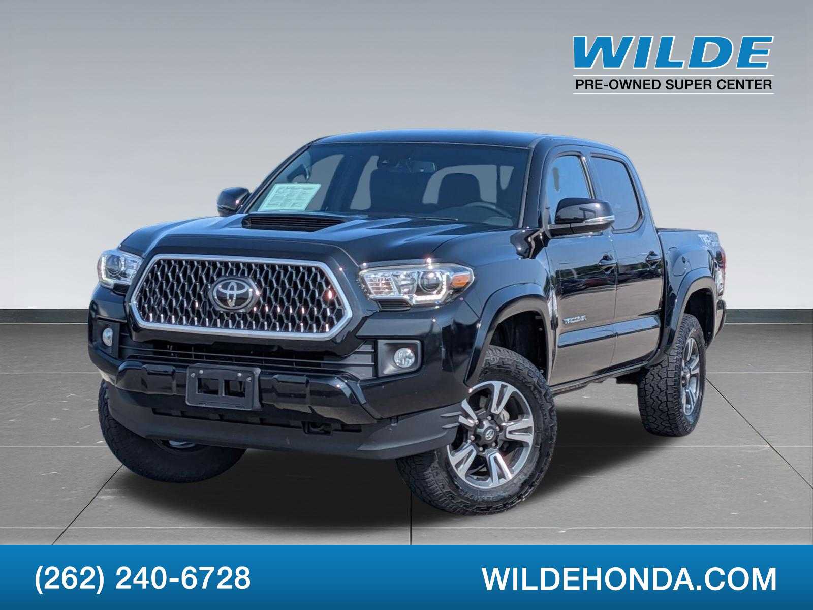 Used 2019 Toyota Tacoma TRD Sport AWD/4WD image 1