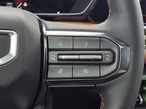 New 2026 GMC Canyon AT4 w/ Technology Plus Package AWD/4WD image 13