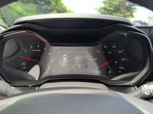 New 2026 Chevrolet Trax LS w/ LS Convenience Package FWD image 23