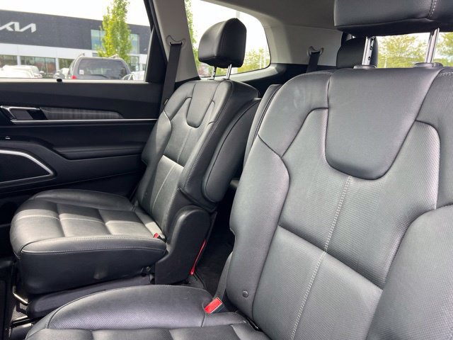 Certified 2024 Kia Telluride EX w/ EX Captain's Chair Package AWD/4WD image 36