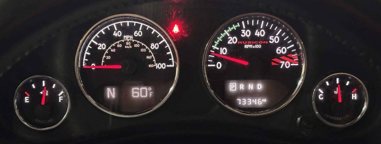 Used 2016 Jeep Wrangler Unlimited Rubicon AWD/4WD image 34