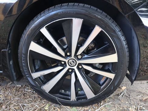 Used 2020 Nissan Altima 2.5 SR w/ Premium Package FWD image 45