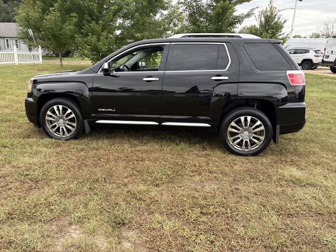 Used 2017 GMC Terrain Denali w/ LPO, Protection Package AWD/4WD image 8