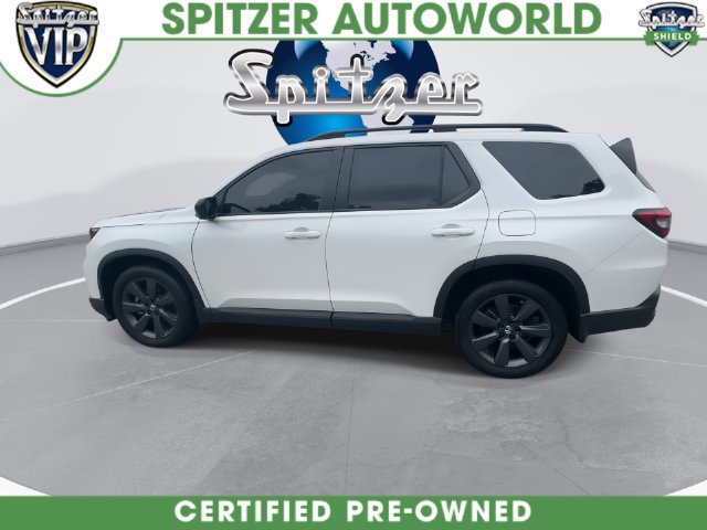 Used 2025 Honda Pilot Sport image 7