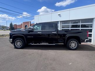 Used 2024 Chevrolet Silverado 2500 LTZ w/ LTZ Plus Package AWD/4WD video 2
