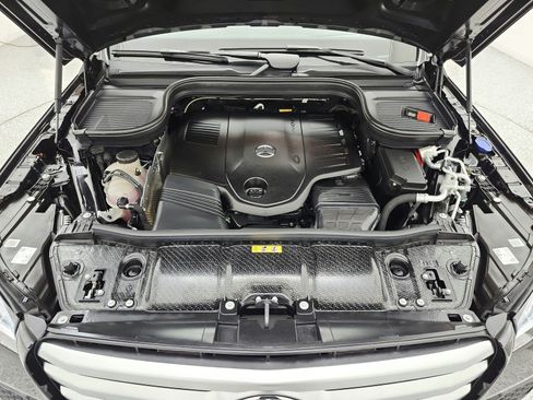 Certified 2026 Mercedes-Benz GLS 450 4MATIC image 16