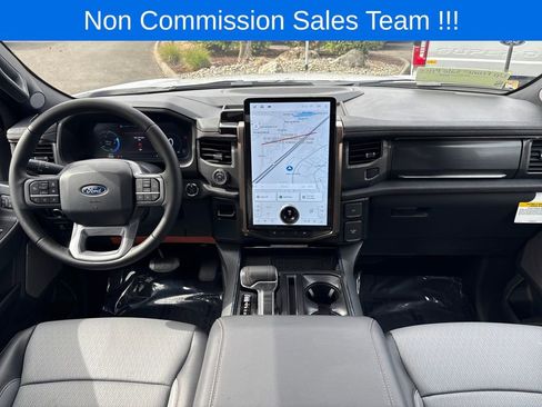 New 2025 Ford F150 Lightning Lariat image 32