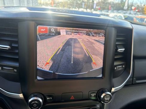 Used 2024 RAM 2500 Big Horn image 24