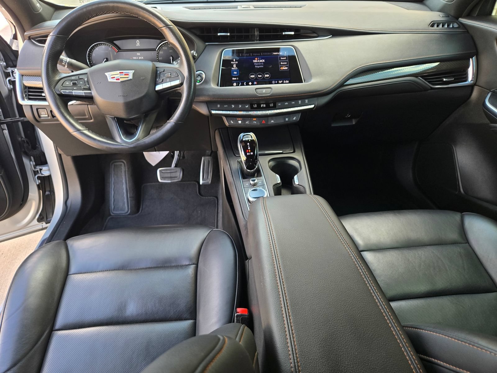 Used 2022 Cadillac XT4 Sport w/ Comfort Package FWD image 8