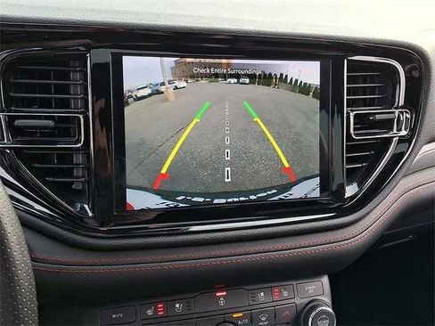 Certified 2024 Dodge Durango GT image 19