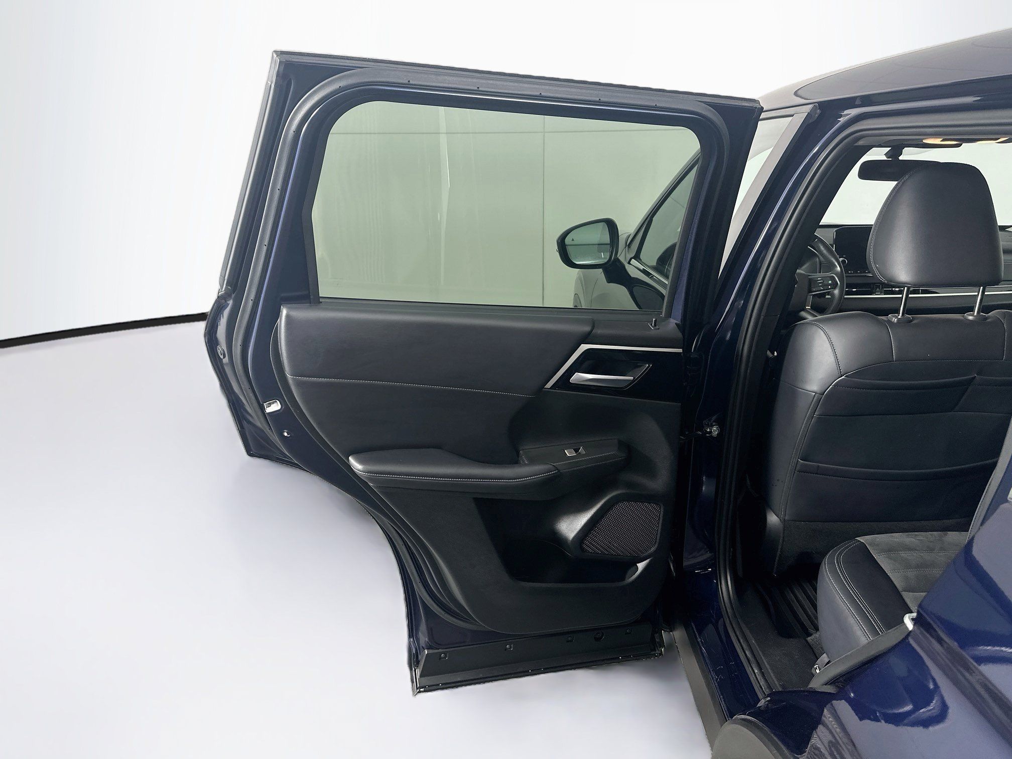 Used 2024 Mitsubishi Outlander SE AWD/4WD image 27