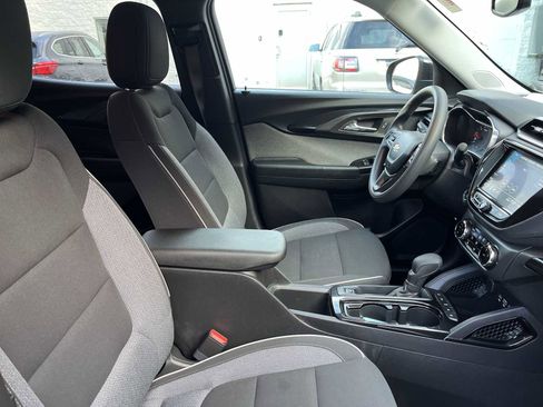 Used 2023 Chevrolet TrailBlazer LT w/ Convenience Package image 25