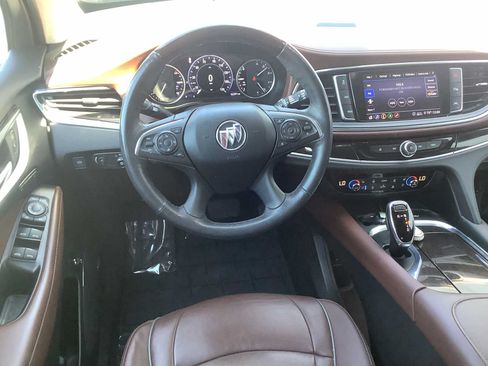 Used 2021 Buick Enclave Avenir w/ Avenir Technology Package AWD/4WD image 10