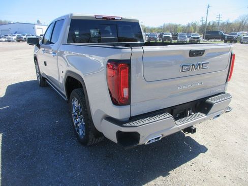 New 2026 GMC Sierra 1500 Denali Ultimate AWD/4WD image 9