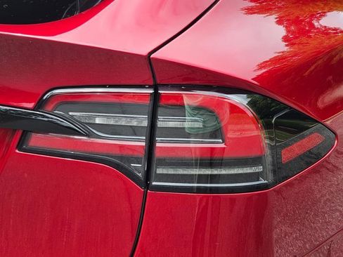 Used 2023 Tesla Model X Plaid AWD/4WD image 31