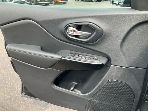 Used 2023 Jeep Cherokee Altitude Lux AWD/4WD image 21