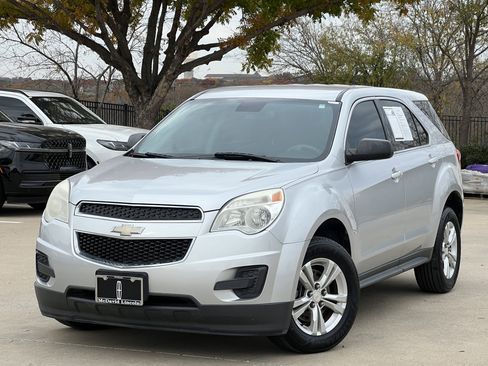 Used 2014 Chevrolet Equinox LS image 2
