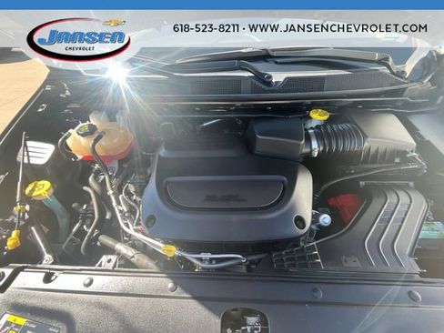 Used 2023 Chrysler Pacifica Touring-L FWD image 29