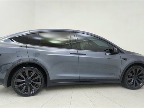 Used 2022 Tesla Model X Base image 6