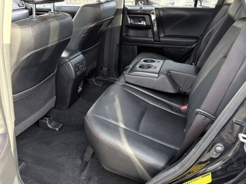 Used 2024 Toyota 4Runner TRD Off-Road Premium image 16