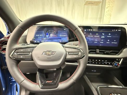 New 2026 Chevrolet Equinox RS w/ LPO, Floor Liner Package image 27