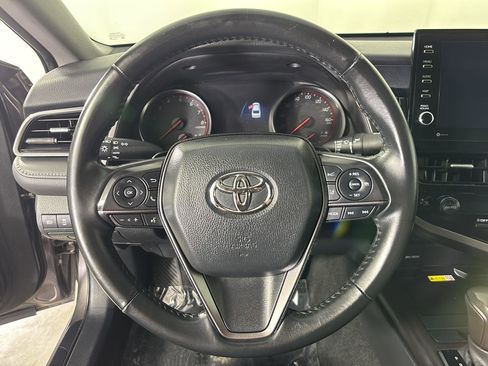 Used 2024 Toyota Camry XSE FWD image 27