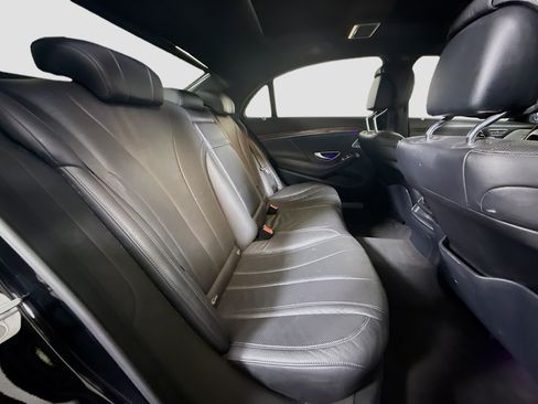 Used 2015 Mercedes-Benz S 550 4MATIC Sedan image 26